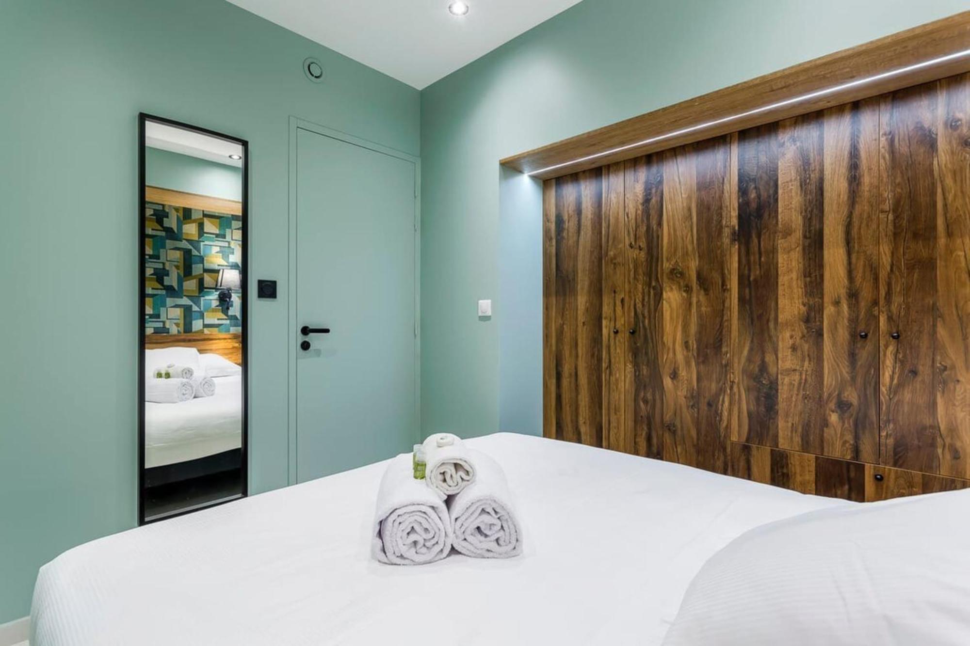 Hamac Suites - Suite Du Parc 3 Вильорбан Екстериор снимка