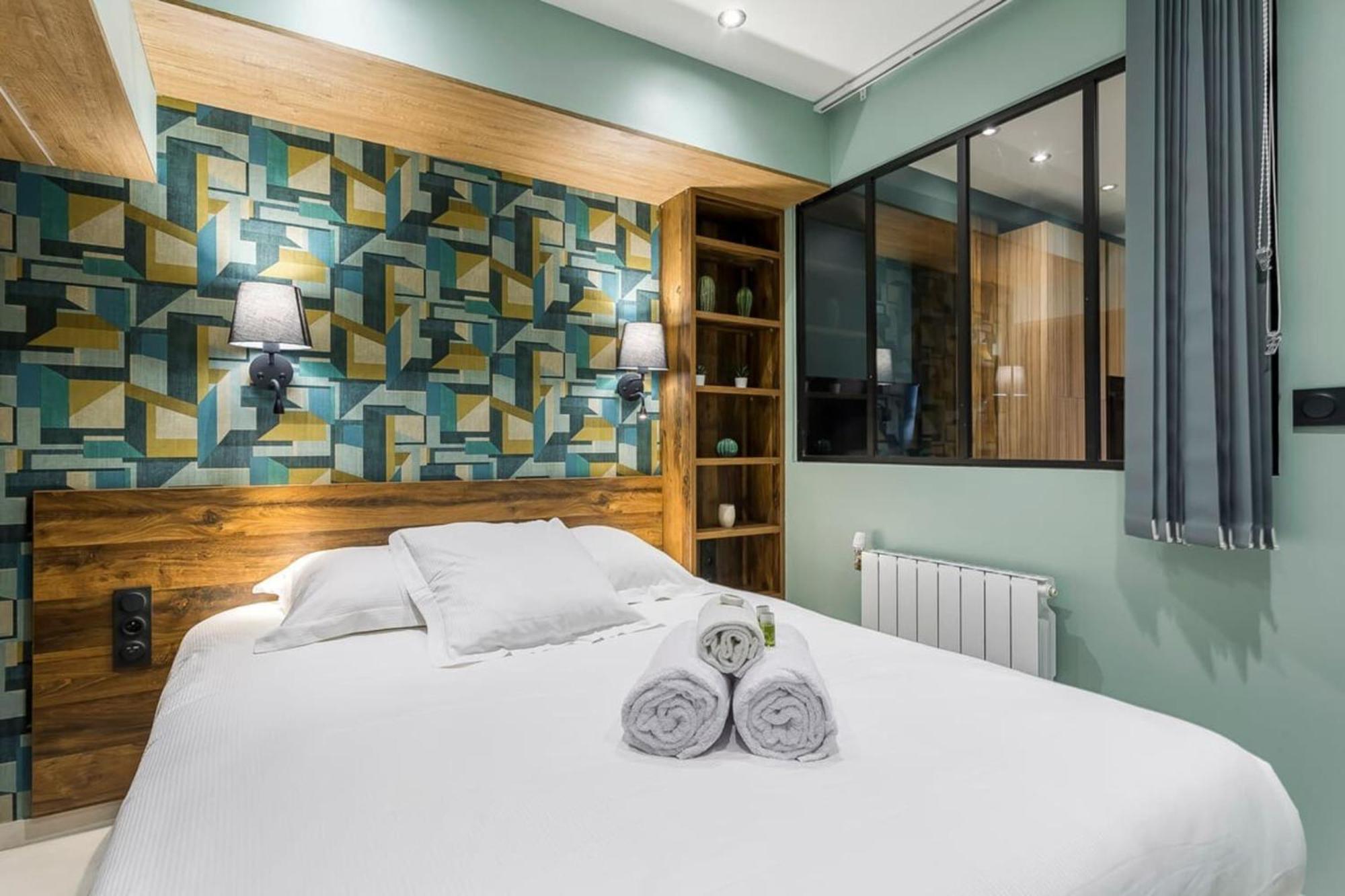 Hamac Suites - Suite Du Parc 3 Вильорбан Екстериор снимка
